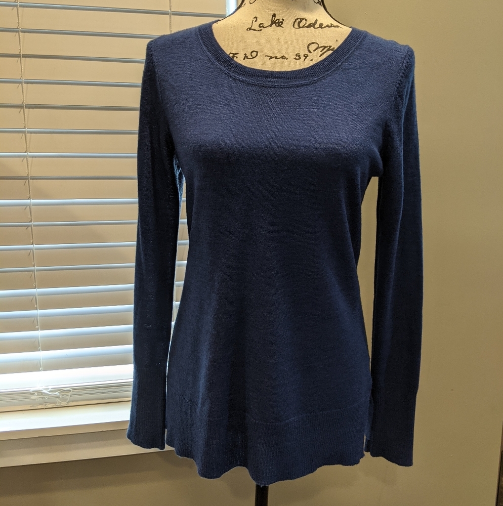 KENAR 100% Extrafine Merino Wool Royal Blue Sweater Size Medium